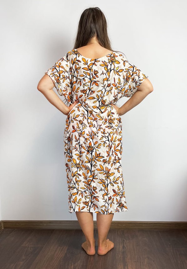 żółta sukienka plussize.jpg