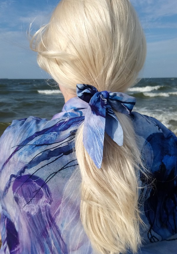 GUMKA do włosów / scrunchie BEZ SZARFY, niebieski print MEDUZY (wiskoza) (chcesz w zestawie?: 1szt)
