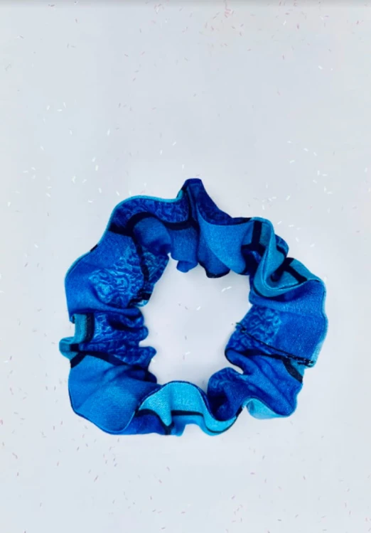 gumka scrunchie turkusowa.jpg