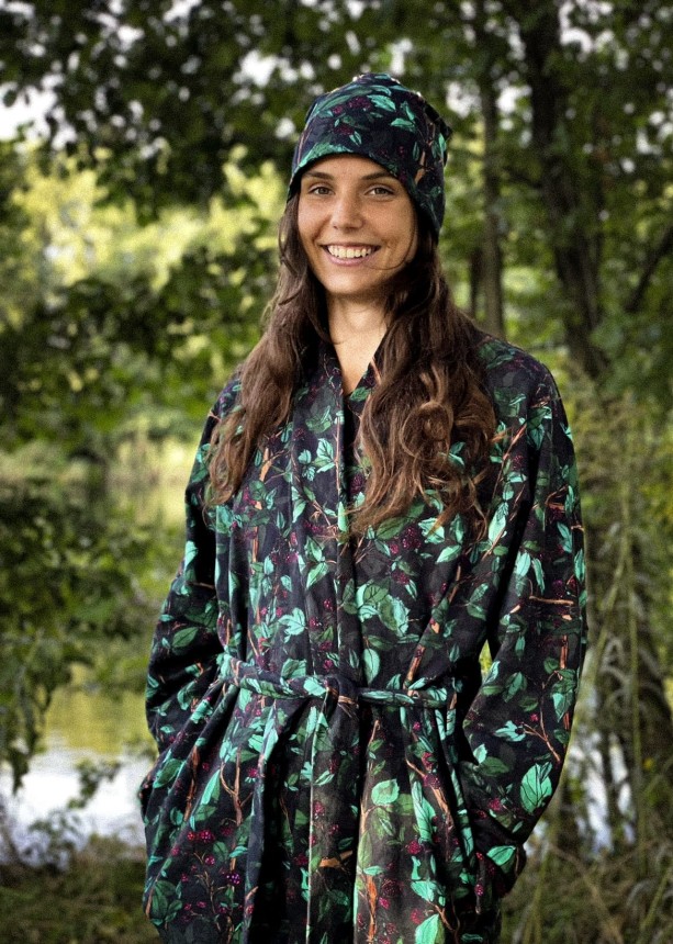 zielony płaszcz malinowy print NAWROTANKA_ (1).jpg