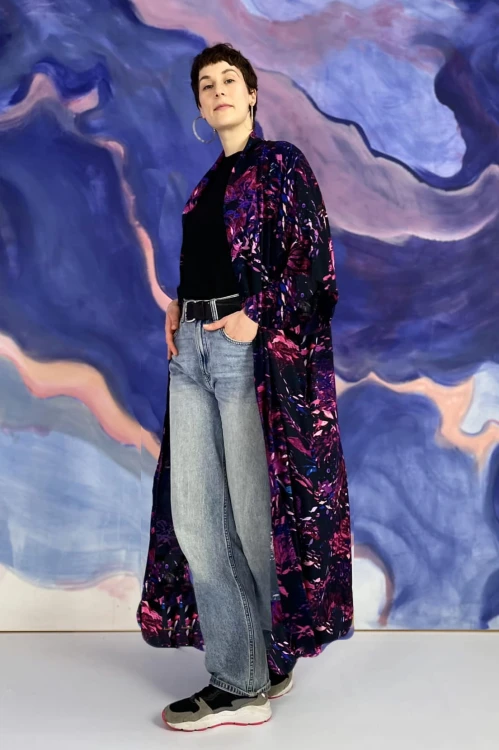 kimono jednawbiste długie w rafe koralowa casual look.jpg
