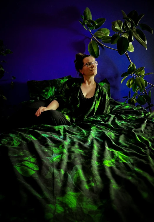 kimono JEZIORA długie nawrotanka print zielono-czarny szlafrok posciel.jpg