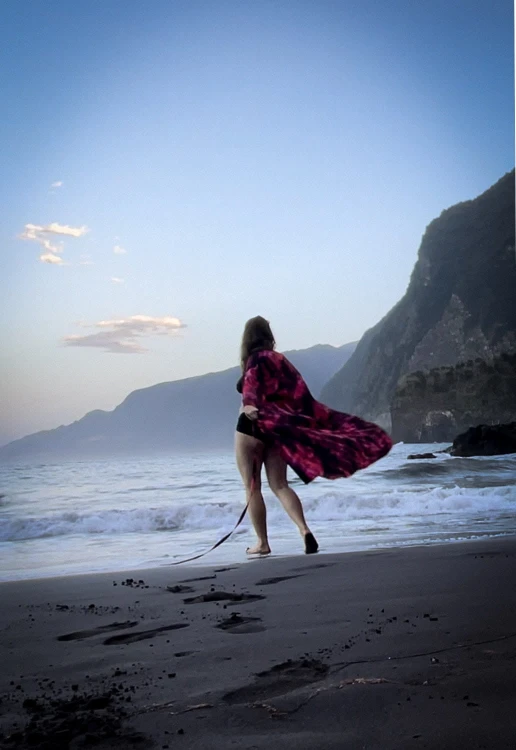 kimono plazowe do bikini kostiumu na wakacje na plaze lato urlop sycylia polskie morze madera.jpg