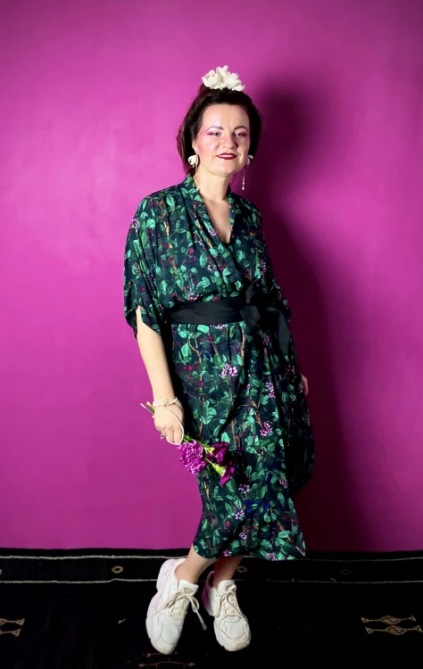 zielone kimono malahit szmarag wazki i kwitnące maliny wzor botaniczny (3).JPEG