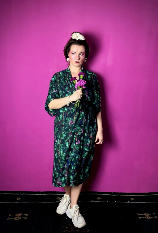 zielone kimono malahit szmarag wazki i kwitnące maliny wzor botaniczny (7).JPEG
