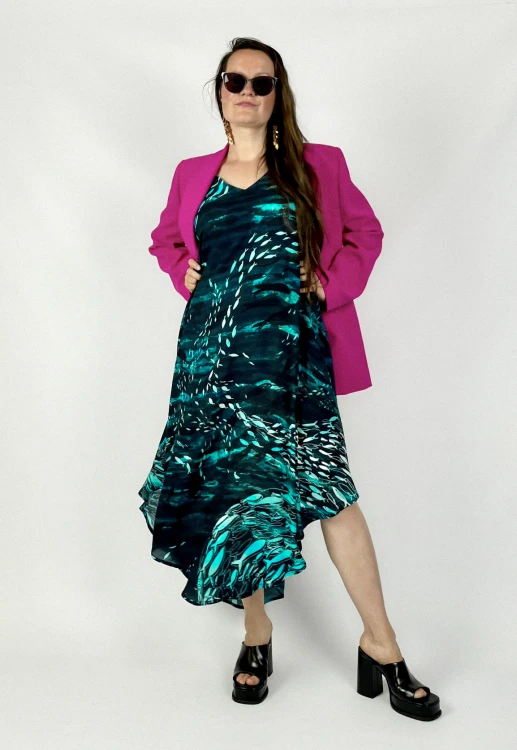 stylizacje sukienki maxi na ramiączkach morski wzór NAWROTANKA (4).jpg
