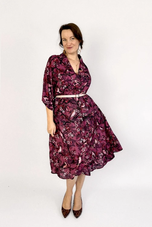 sukienka rozkloszowana retro lata 50 bordowa w kwiaty NAWROTANKA.jpg
