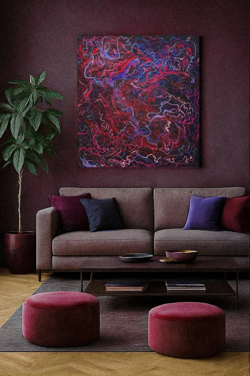 wizualizacja-abstrakcyjnego-obrazu-w-salonie-o-sliwkowej-kolorystyce,-amarantowych-fufach-z-aksamitu-nowoczesna-elegancja.jpg