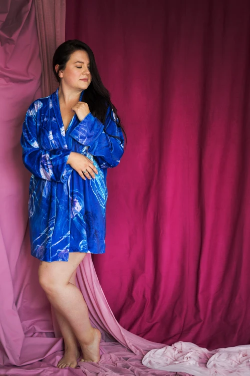 nawrotanka kobaltowe kimono aksamitne print meduzy.jpg