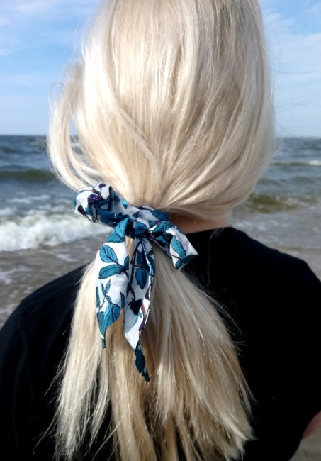 scrunchie gumka w jeżyny
